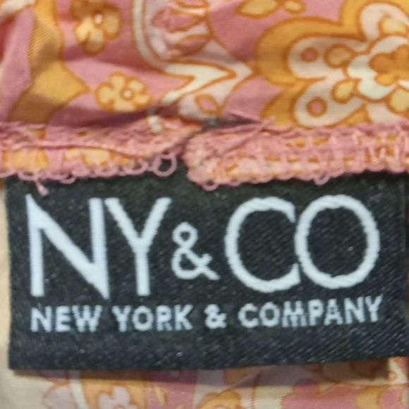 New York & Company‎ Peach Knee-Length 100% Silk Skirt - Picture 3 of 4